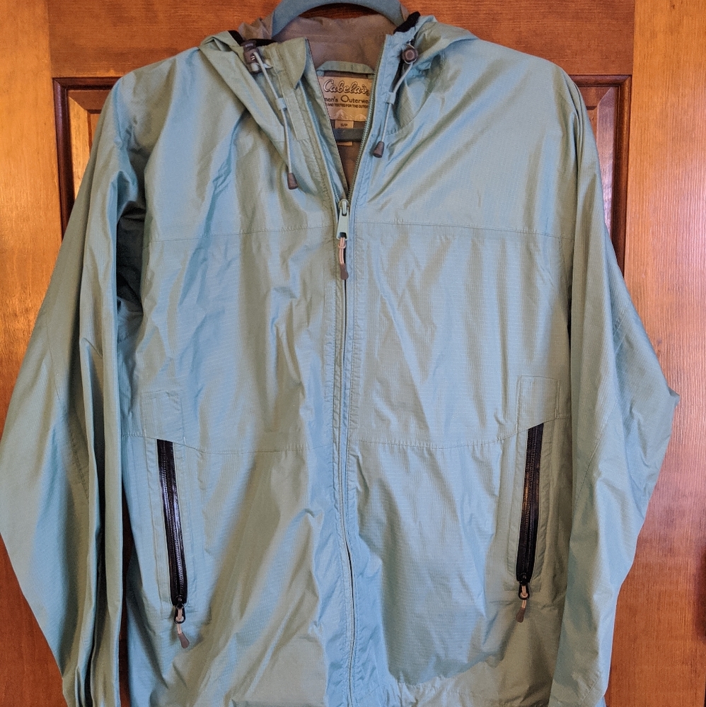 Cabela's Women's Gore-tex Rainjacket